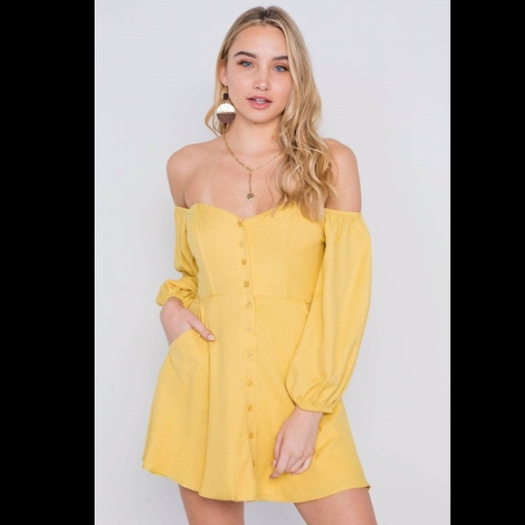 ❌SOLD OUT❌ Off The Shoulder Boho Mini Dress - Picture 3 of 6